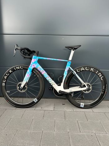 Brugt Factor Ostro Shimano Dura Ace Di2 2025 Road & Gravel — billede 2 af 10