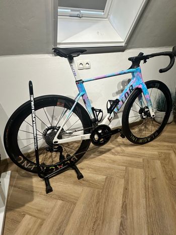 Brugt Factor Ostro Shimano Dura Ace Di2 2025 Road & Gravel — billede 6 af 10