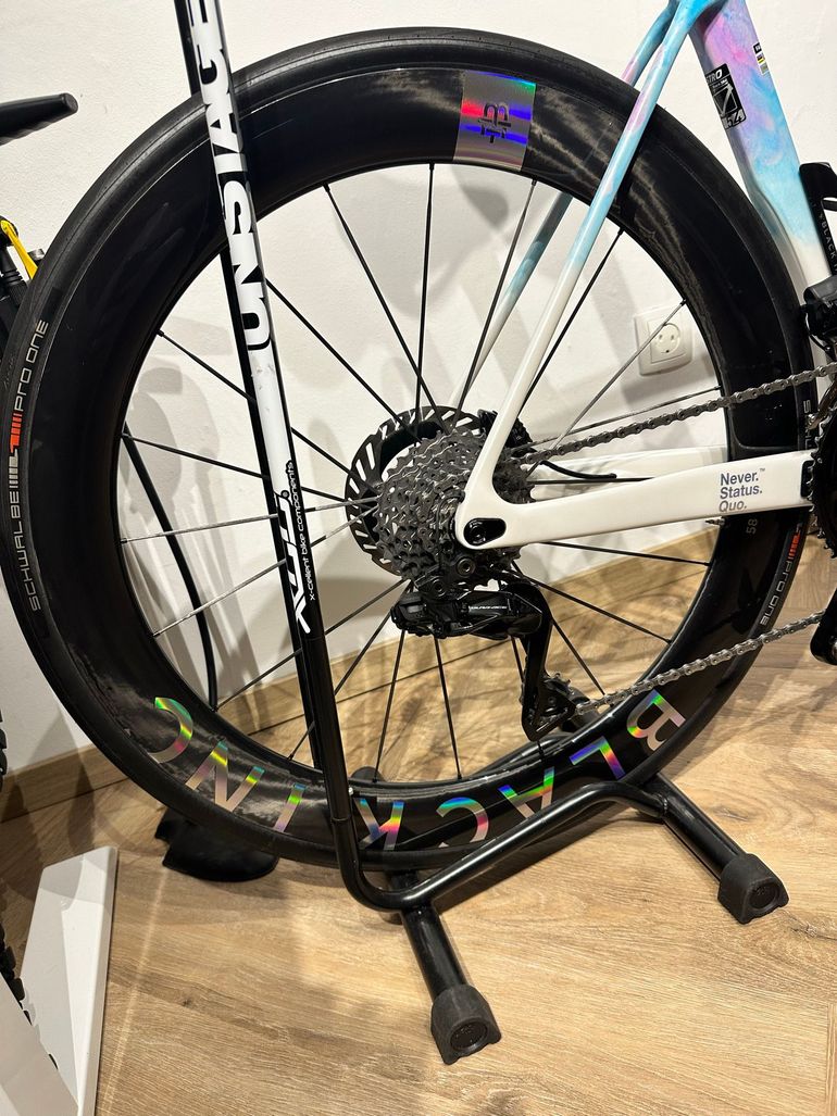 Brugt Factor Ostro Shimano Dura Ace Di2 2025 Road & Gravel — billede 5 af 10