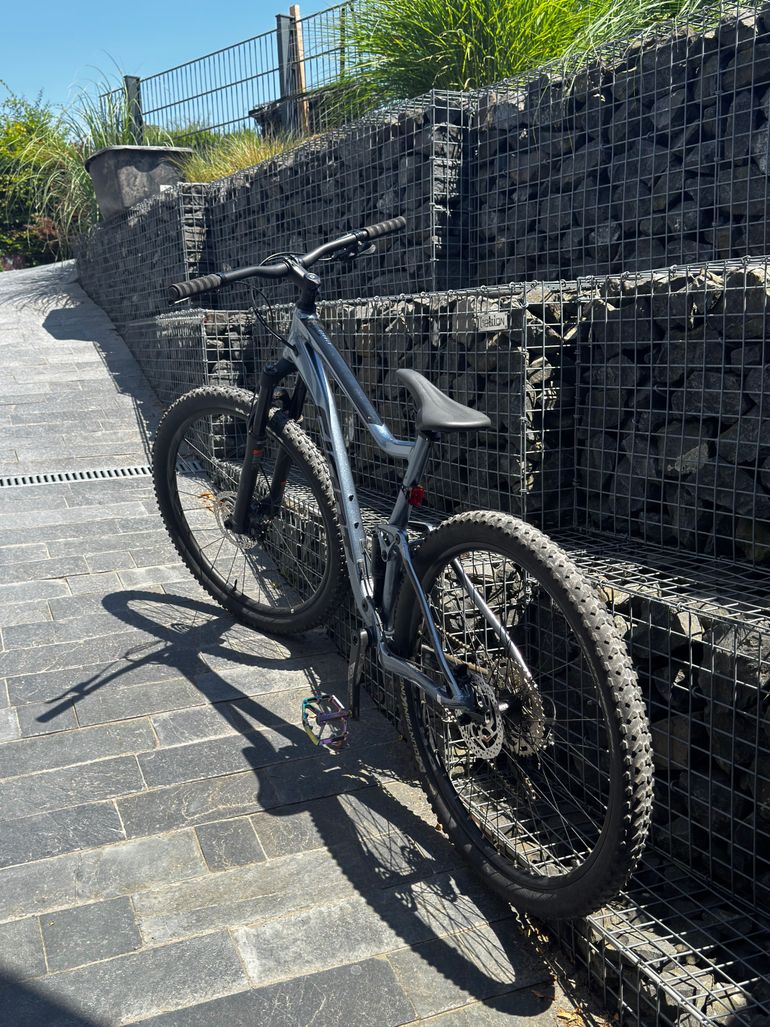 Używany Giant Stance 29 2 2022 2022 Mountainbike — zdjęcie 3 z 5