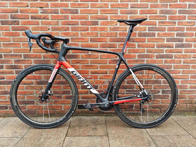 Used Giant Tcr advanced SRAM Red eTap 2019 Road & Gravel, Black — image 2 of 14