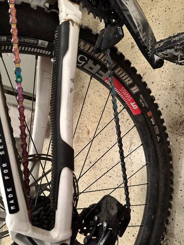 Used Commencal RACE KIT SUPREME SRAM X01 Eagle AXS 2021 Mountainbike, White — image 3 of 6