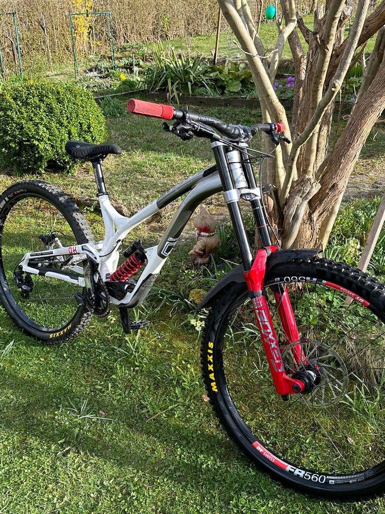 Brugt Commencal RACE KIT SUPREME SRAM X01 Eagle AXS 2021 Mountainbike — billede 2 af 6