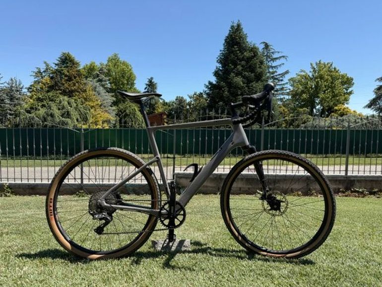 Used Cannondale Topstone Carbon Lefty 3 2021 2021 Road & Gravel, Light Gray — image 2 of 8