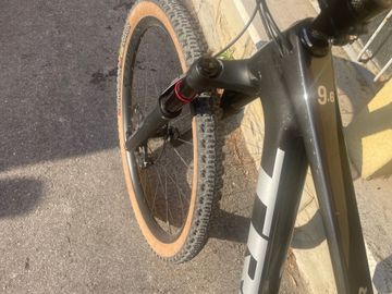 Used Trek Procaliber Shimano Deore XT 2026 Mountainbike, Black — image 3 of 4