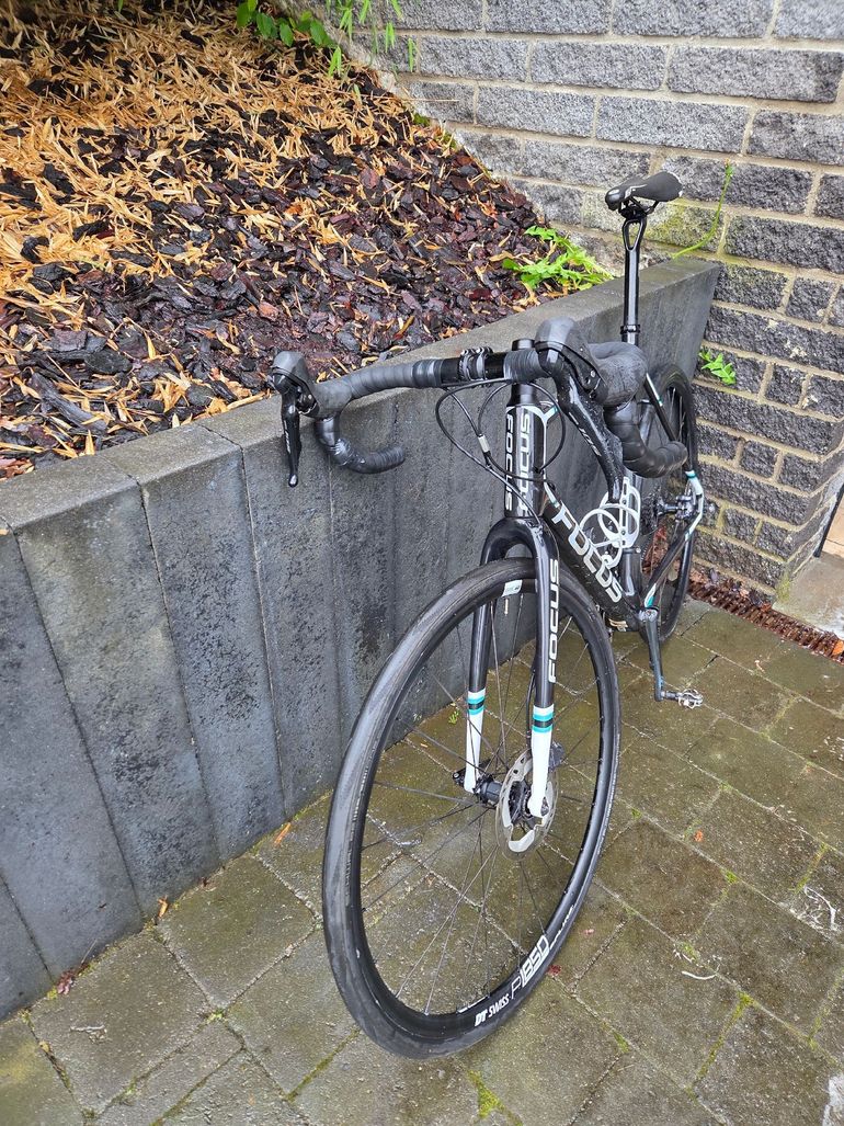 Gebrauchtes Focus MARES Ultegra 2018 2018 Road & Gravel, Schwarz — Bild 4 von 7