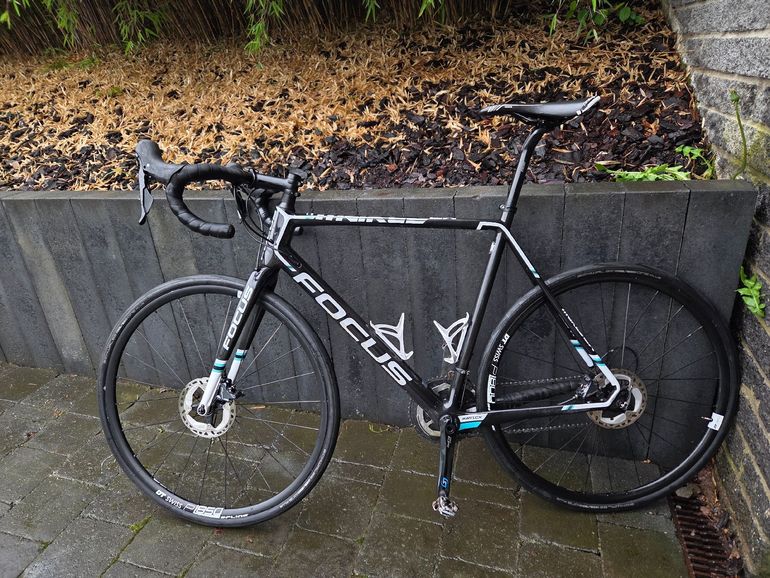 Gebrauchtes Focus MARES Ultegra 2018 2018 Road & Gravel, Schwarz — Bild 2 von 7
