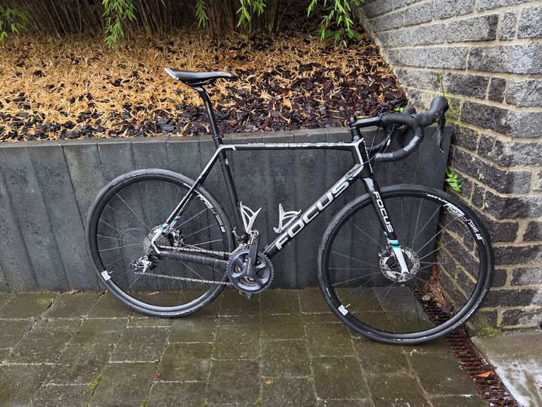 Gebrauchtes Focus MARES Ultegra 2018 2018 Road & Gravel, Schwarz — Bild 1 von 7