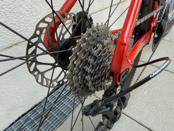 Used Giant Revolt 1 2022 2022 Road & Gravel, Red — image 3 of 15