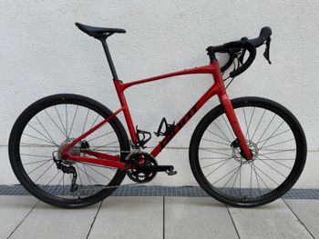 Used Giant Revolt 1 2022 2022 Road & Gravel