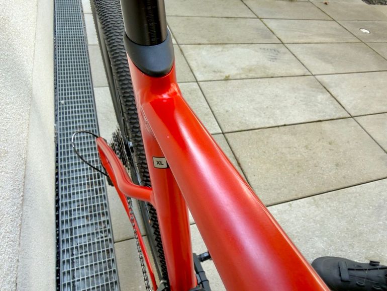 Used Giant Revolt 1 2022 2022 Road & Gravel, Red — image 14 of 16