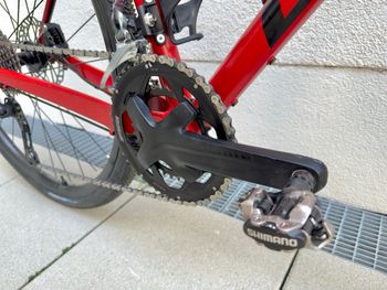Used Giant Revolt 1 2022 2022 Road & Gravel, Red — image 9 of 16
