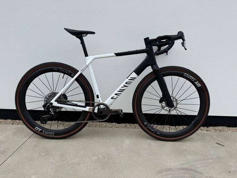 Used Canyon Grail CF SLX 8 AXS 2026 2026 Road & Gravel, White — image 1 of 5