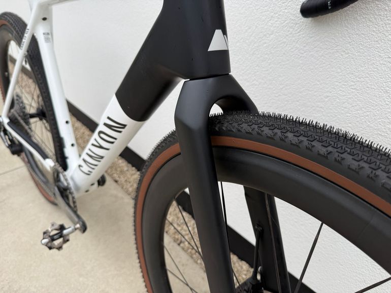 Used Canyon Grail CF SLX 8 AXS 2026 2026 Road & Gravel, White — image 3 of 5