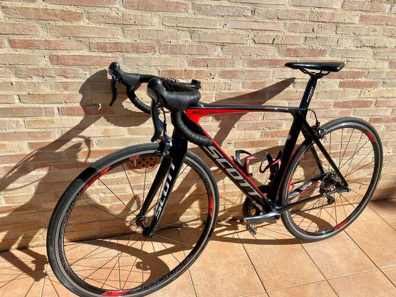 Used Scott Foil Shimano Ultegra 2016 Road & Gravel, Red — image 4 of 12