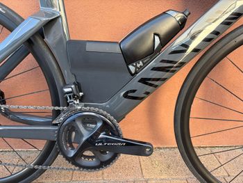 Used Canyon Speedmax CF 8 Disc Di2 2024 2024 Road & Gravel, Light Gray — image 4 of 6