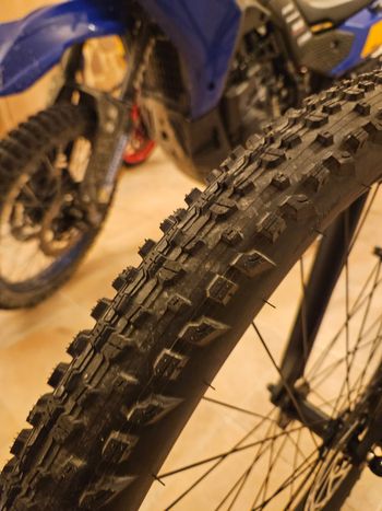 Used Trek Marlin 4 Gen 3 2026 2026 Mountainbike, Black, 26, 27.5, 29 — image 4 of 7