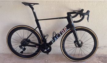 Käytetty Factor OSTRO VAM - Shimano Dura-Ace 2025 2025 Road & Gravel