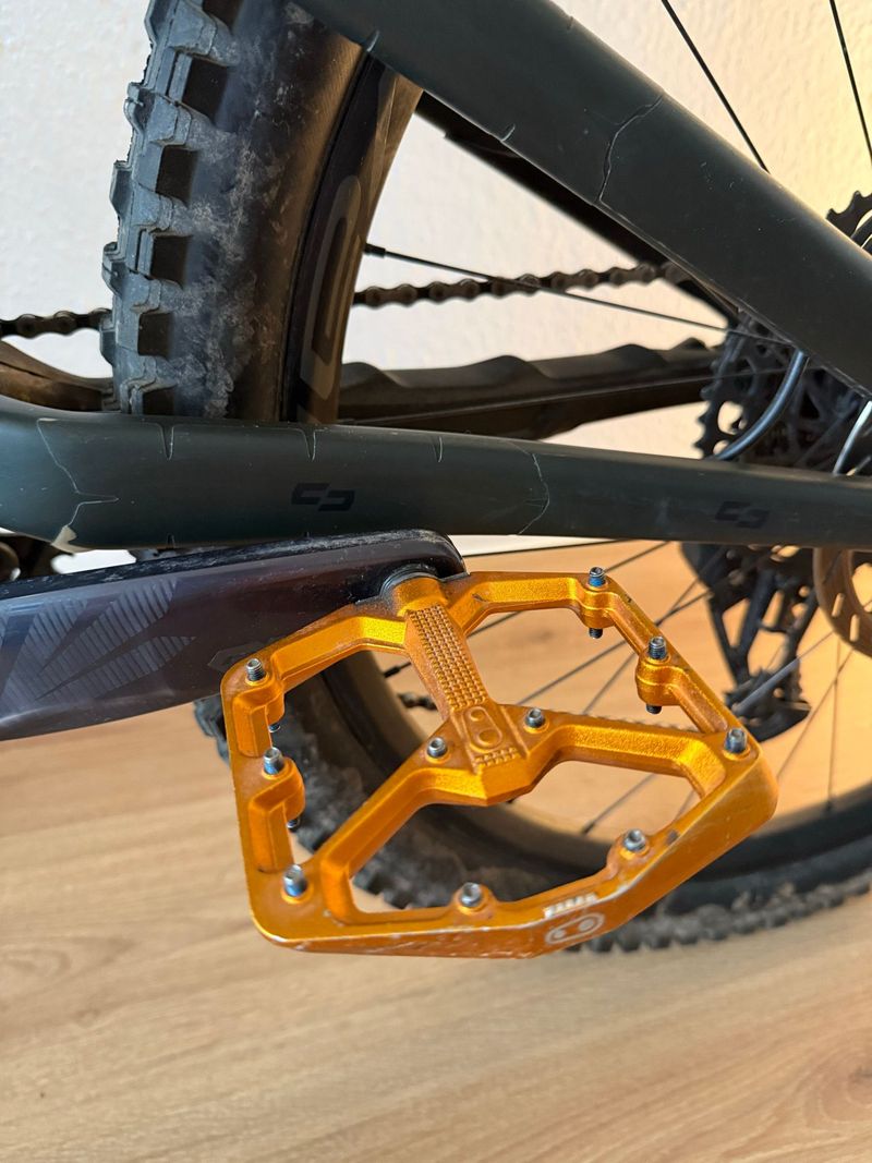 Specialized Stumpjumper EVO LTD 2023 2023 Mountainbike usato, Verde — immagine 10 di 15