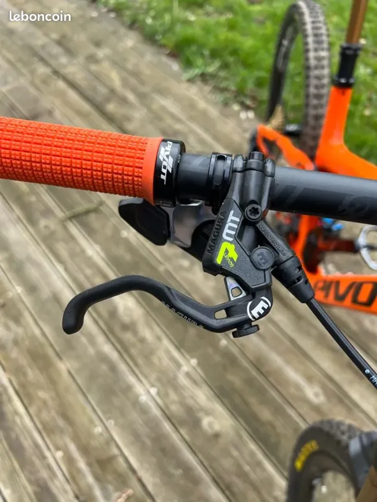Used Pivot Firebird 29 Team XX1 AXS 2022 2022 Mountainbike, Orange, 29 — image 10 of 12