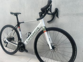 Used Orbea GAIN M30 2023 2023 Road & Gravel, White — image 5 of 9