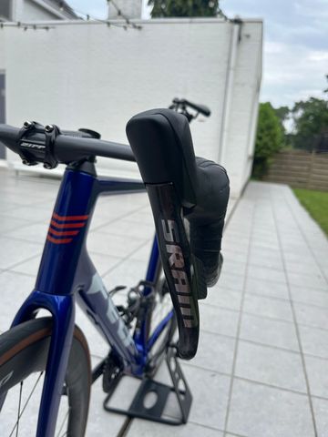 Used Felt RED SRAM Red eTap AXS 2025 Road & Gravel, Blue — image 10 of 34