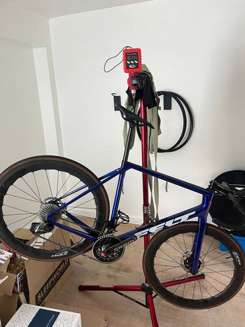 Brugt Felt RED SRAM Red eTap AXS 2025 Road & Gravel — billede 29 af 31