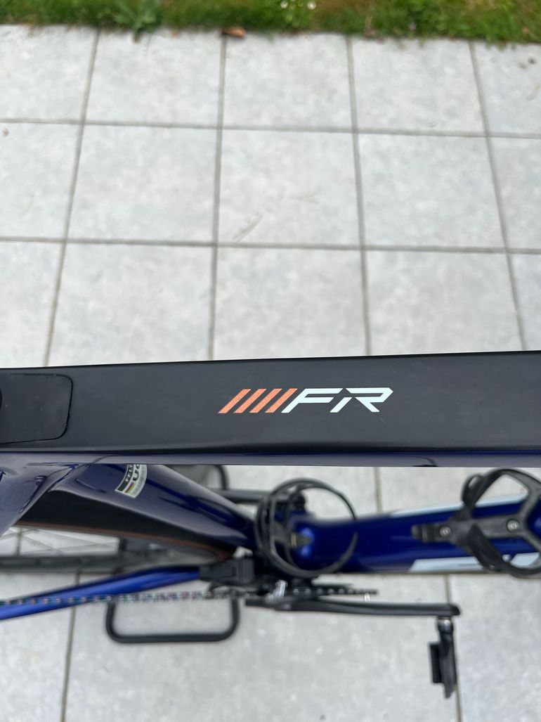 Brugt Felt RED SRAM Red eTap AXS 2025 Road & Gravel — billede 17 af 31