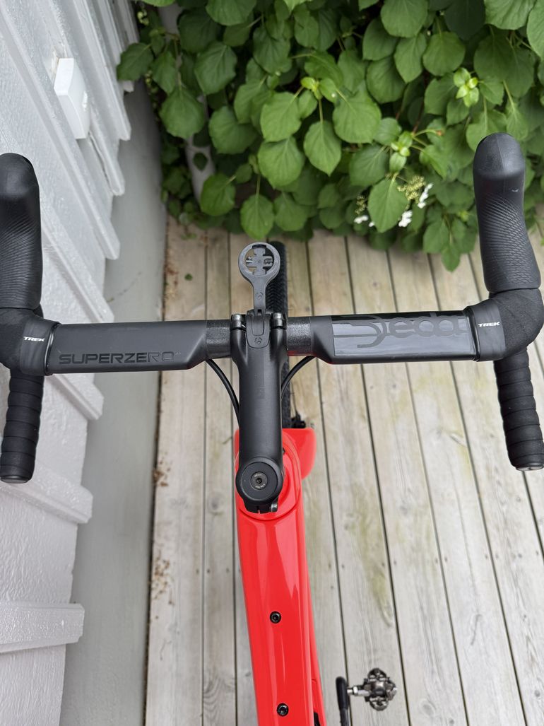 Used Trek Checkpoint SLR 7 AXS 2023 2023 Road & Gravel, Red — image 4 of 8