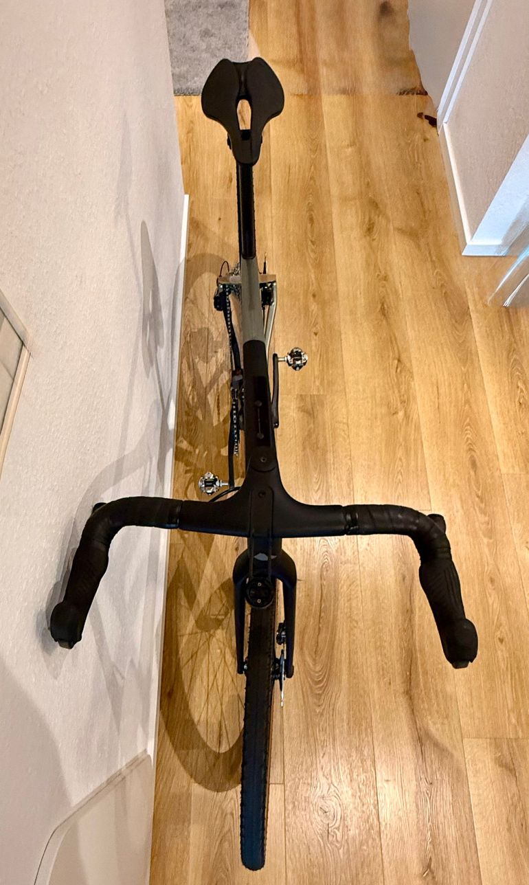 Brugt Canyon Grail CF SLX 8 Di2 2024 2024 Road & Gravel — billede 12 af 24