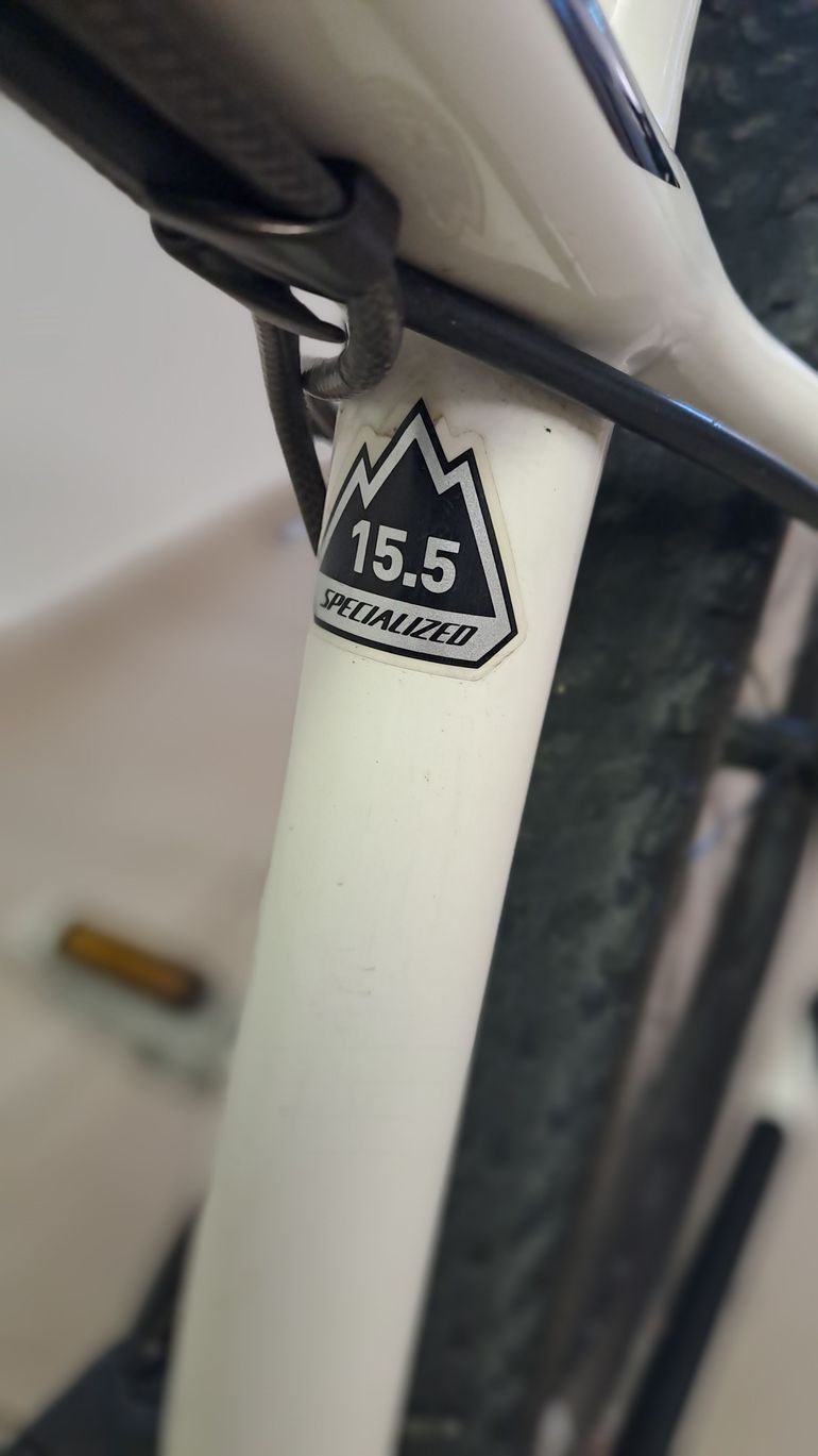 Used Specialized Stumpjumper Shimano Comp XT 2018 Mountainbike, White — image 5 of 6