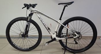 Used Specialized Stumpjumper Shimano Comp XT 2018 Mountainbike, White — image 3 of 6