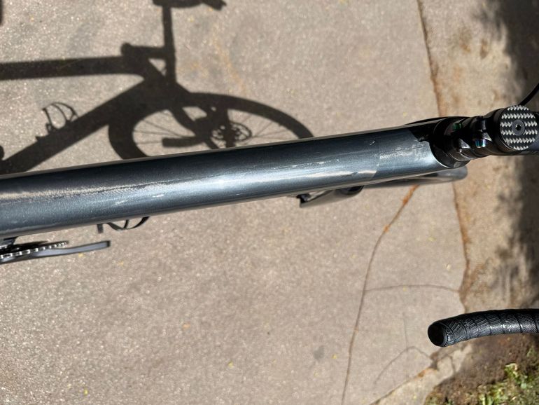 Brugt Specialized Aethos Comp - Shimano 105 Di2 2025 2025 Road & Gravel — billede 3 af 11