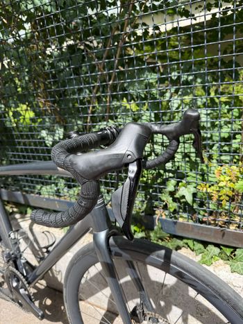 Brugt Specialized Aethos Comp - Shimano 105 Di2 2025 2025 Road & Gravel — billede 10 af 11