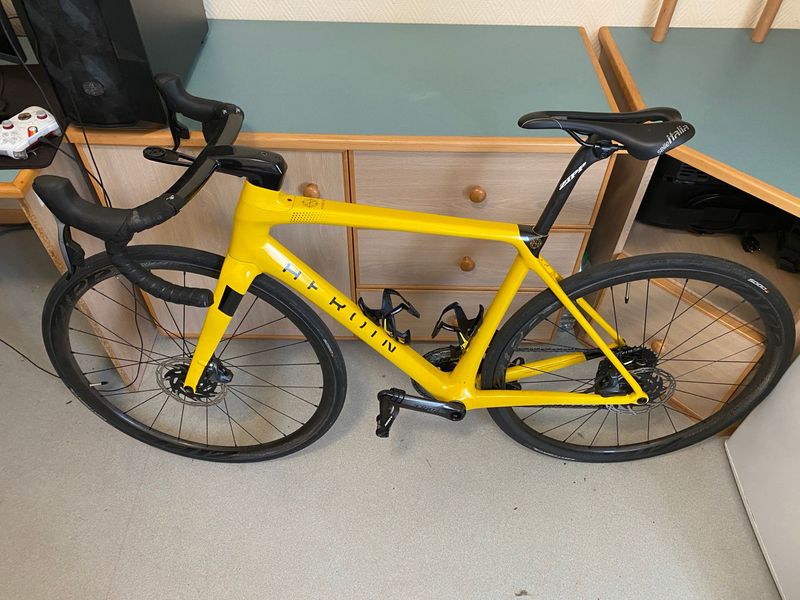 Used Heroin Custom SRAM Force eTap AXS 2020 Road & Gravel