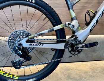 Brugt Scott Spark RC World Cup 2025 2025 Mountainbike — billede 3 af 12