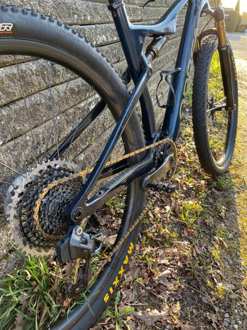Used Orbea OIZ M LTD 2022 2022 Mountainbike, Blue, 29 — image 8 of 9