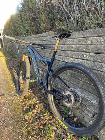 Used Orbea OIZ M LTD 2022 2022 Mountainbike, Blue, 29 — image 3 of 9