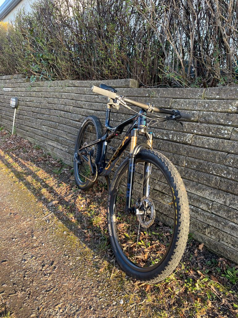 Used Orbea OIZ M LTD 2022 2022 Mountainbike, Blue, 29 — image 9 of 9