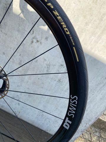 Gebrauchtes Canyon Ultimate CFR Disc Di2 2022 2022 Road & Gravel, Orange — Bild 7 von 8