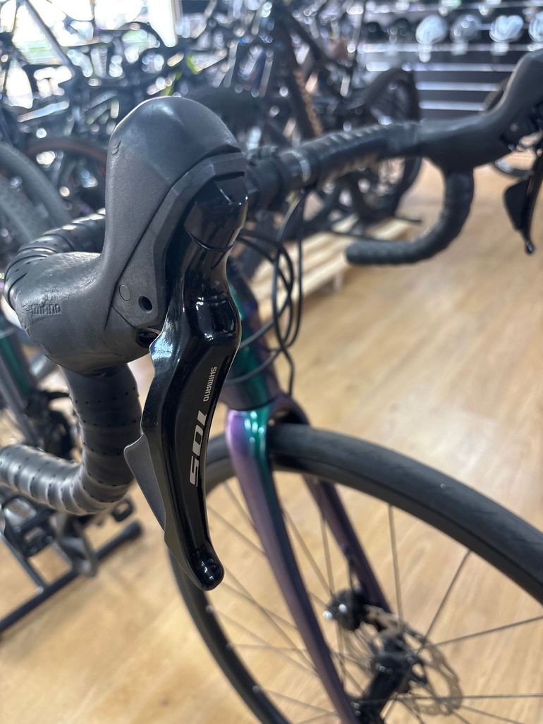 Used Trek Émonda SL 5 Disc 2020 2020 Road & Gravel, Green — image 4 of 5