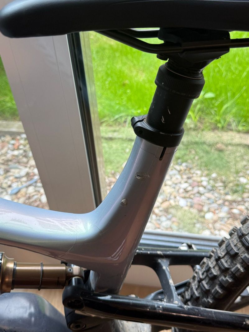Gebrauchtes Canyon Spectral CF 9 2025 2025 Mountainbike, Hellgrau, 29, 27.5 — Bild 6 von 6