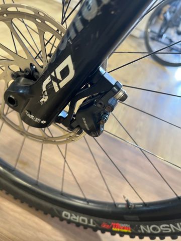 Tweedehands Giant XTC Advanced 29 1 2018 2018 Mountainbike — afbeelding 8 van 9
