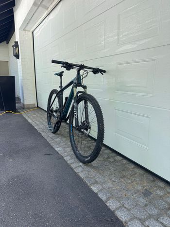 Used Stevens Sonora Shimano Deore XT 2015 Mountainbike, Black — image 2 of 14