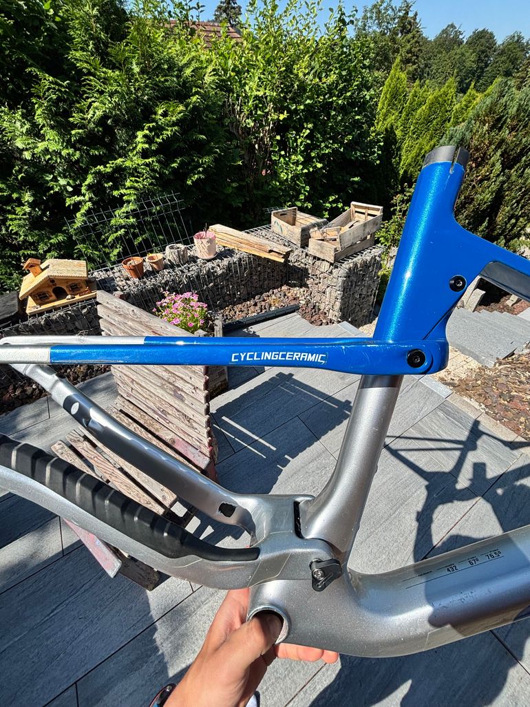 Käytetty Orbea Oiz M-LTD 2027 Frameset 2027 Mountainbike — kuva 2 / 3