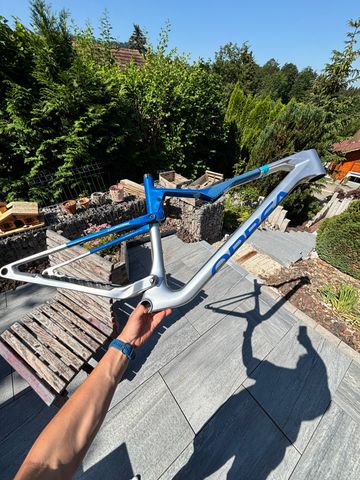 Použité Orbea Oiz M-LTD 2027 Frameset 2027 Mountainbike — obrázek 1 z 3