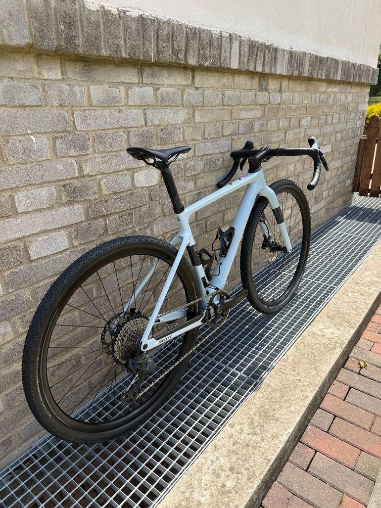 Použité Scott Addict Gravel 40 2025 2025 Road & Gravel — obrázek 2 z 4