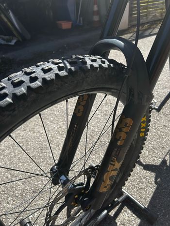 Gebrauchtes Santa Cruz Nomad XT / Carbon C / 27.5 2021 2021 Mountainbike, Rot, 27.5 — Bild 8 von 8