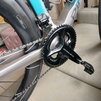 Used Pinarello DOGMA F DURA ACE Di2 Disc 2024 2024 Road & Gravel, Green — image 5 of 22