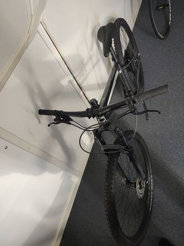 Used Cannondale Trail 2 2023 2023 Mountainbike, Black, 29 — image 5 of 13